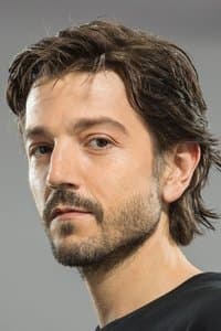 Diego Luna profile