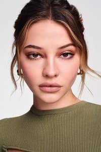 Madelyn Cline profile