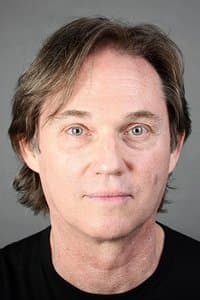 Richard Thomas profile