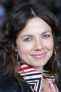 Justine Bateman profile